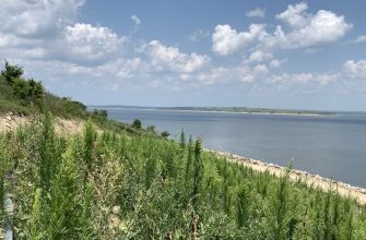 Tuttle Creek Lake, the second-largest lake in Kansas, near Manhattan